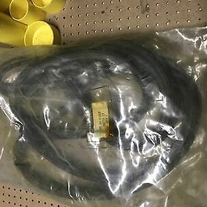 610657 – TRIUMPH GT6 MkI, II & III REAR TAILGATE TO BODY RUBBER SEAL