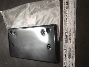 1K08072859B9 – Front license plate bracket VW GOLF