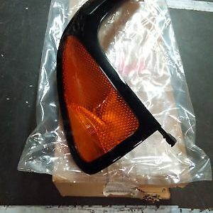 MB698917 – LAMP-KIT,TURN SIGNAL,FRONT LH Dodge Stealth 1991-1993