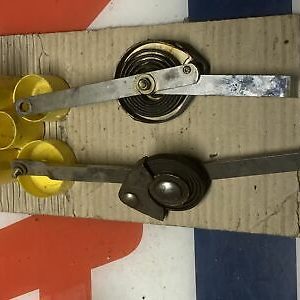 2 X HAND LEVER SPRING BRITISH LEYLAND