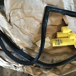 DZA874 – WEATHERSTRIP RH AUSTIN ALLEGRO