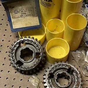 UKC8748 – Synchro Hub -1st/2nd – 29 Teeth Triumph TR7