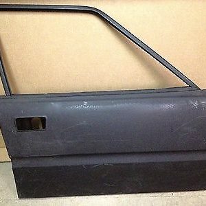 BLP68 – Front Door – RH – GENUINE ROVER SD1